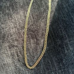 10k Gold Curb Cuban Link  Necklace 