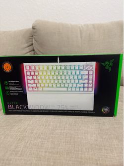 Razer BlackWidow V4 RGB Chroma Compact Wired Gaming Keyboard, White