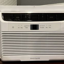 Frigidaire Digital Air Conditioner 