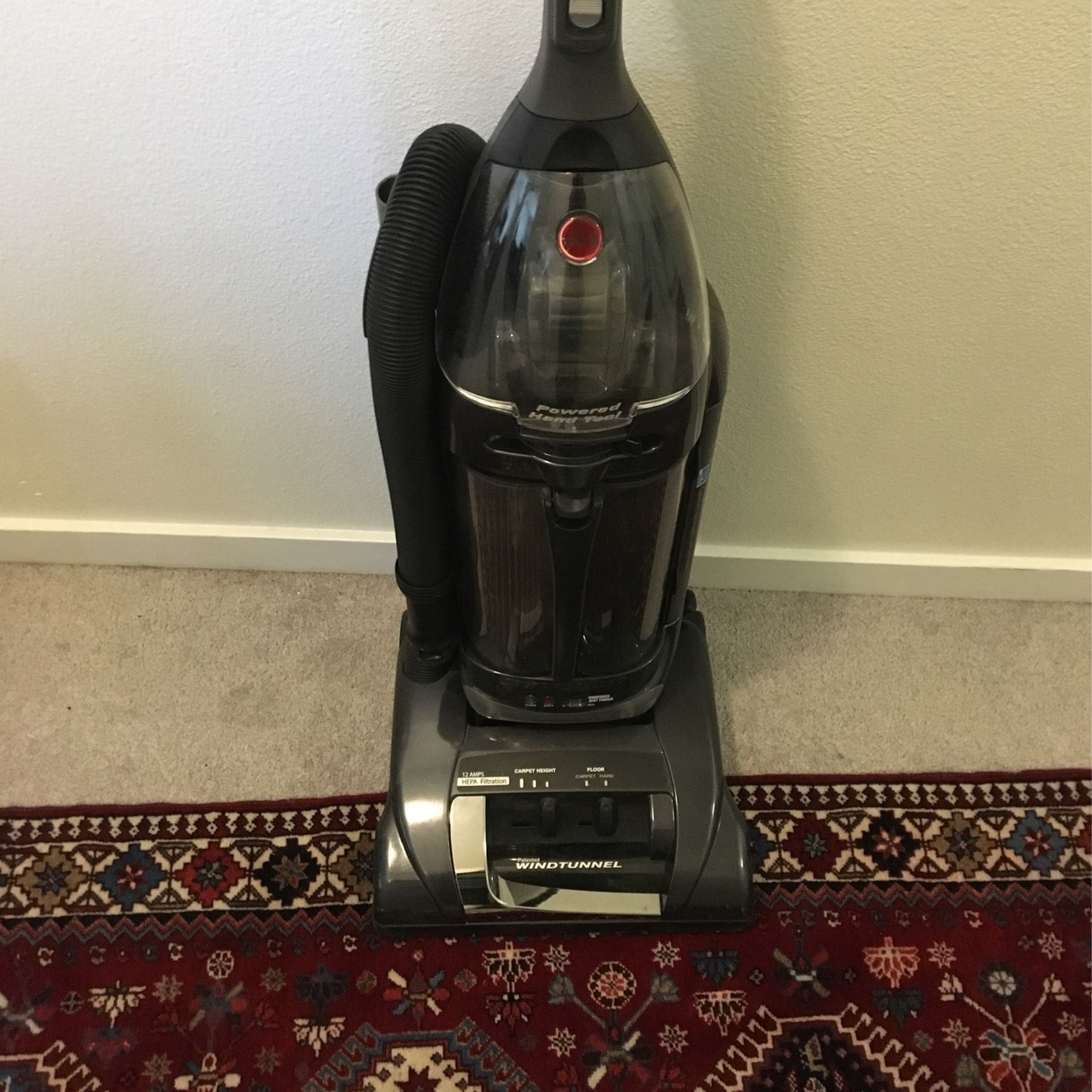 Hoover Wind Tunnel Vacuum
