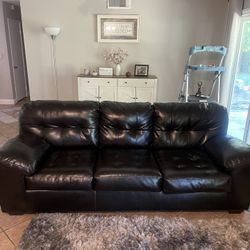 Leather Couches For Sale . 