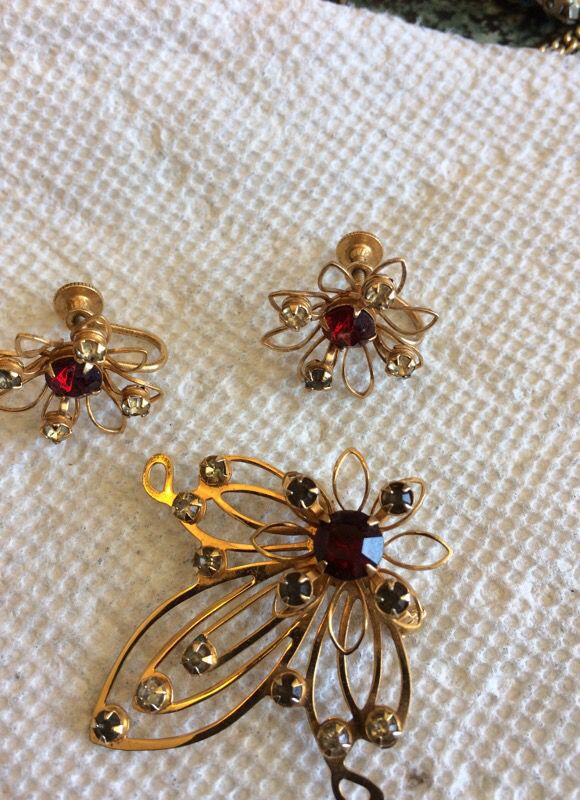 Vintage B.N ruby stone earrings brooch and pendant