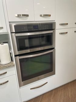 30 inch Whirl Pool Built in Microwave Oven Combo