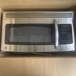 Stainless steel GE Profile 4 Piece kitchen Appliance Set