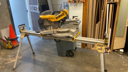 Dewalt Compound miter saw with stand