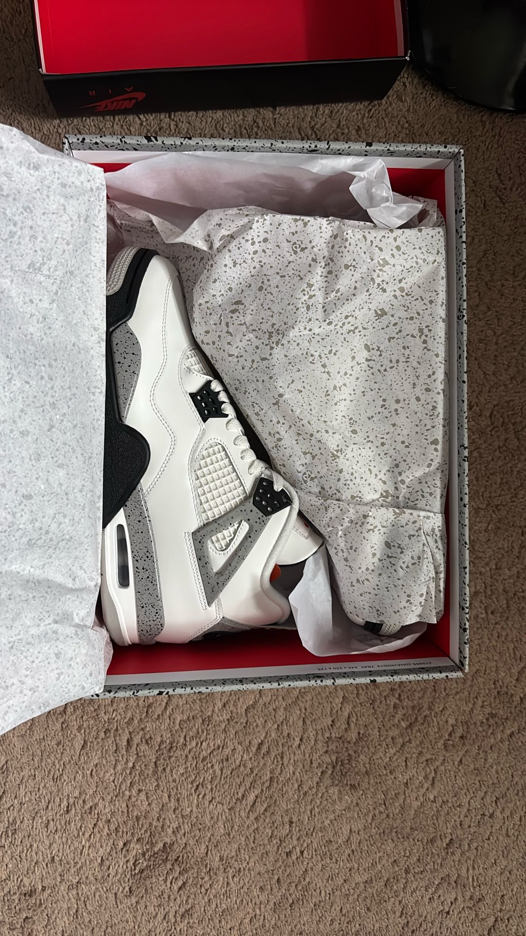 Air Jordan/4. White Cement