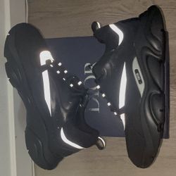 Dior b22 Size 11