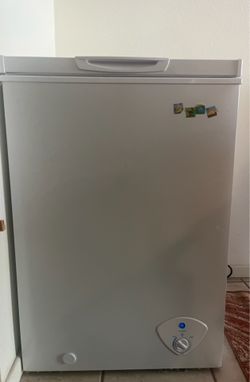 Insignia freezer