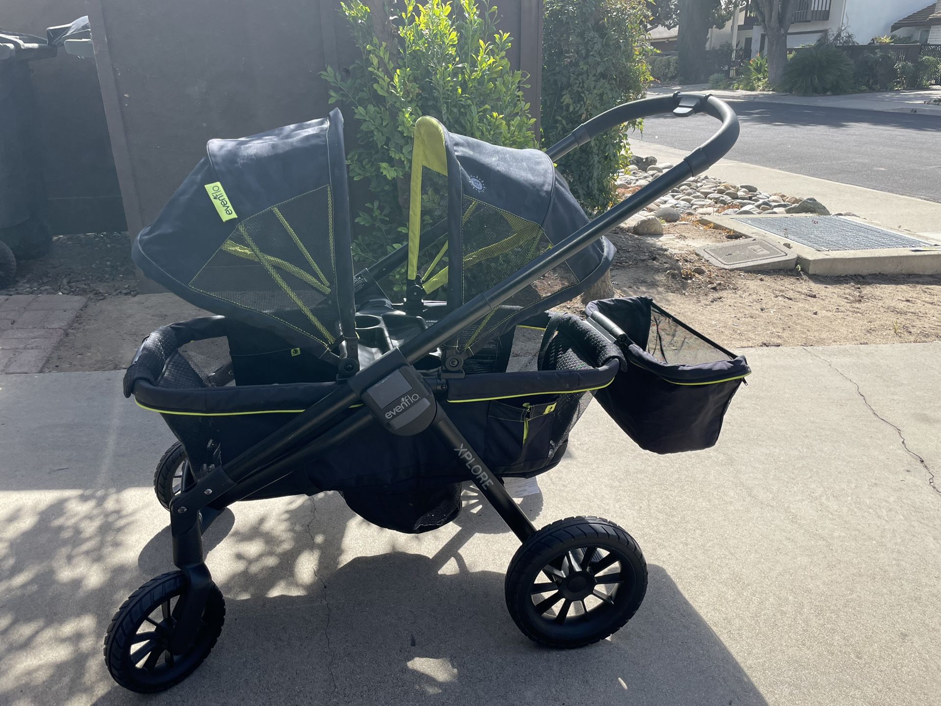 evenflo stroller wagon