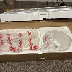 LG 27-Inch StanbyME 2 with Folio Cover, Portable Touch Screen, Dolby Vision, HDR10, Filmmaker Mode, Built-in Battery, Full Swivel Rotation (27LX6TYGA,