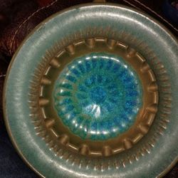 A Vintage Robert Maxwell California studio pottery ashtray from approximately 1965. 