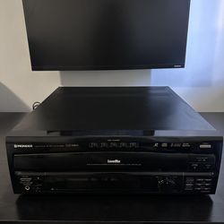 Pioneer Laser Disc Multi-Play CD CDV/LD Player CLD-M401 5 Disc Player Working!