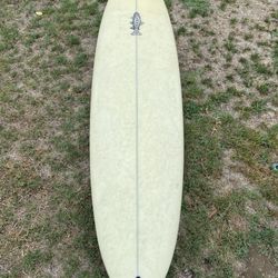 Barry V 7’2” X 21 X 2 3/4” Surfboard
