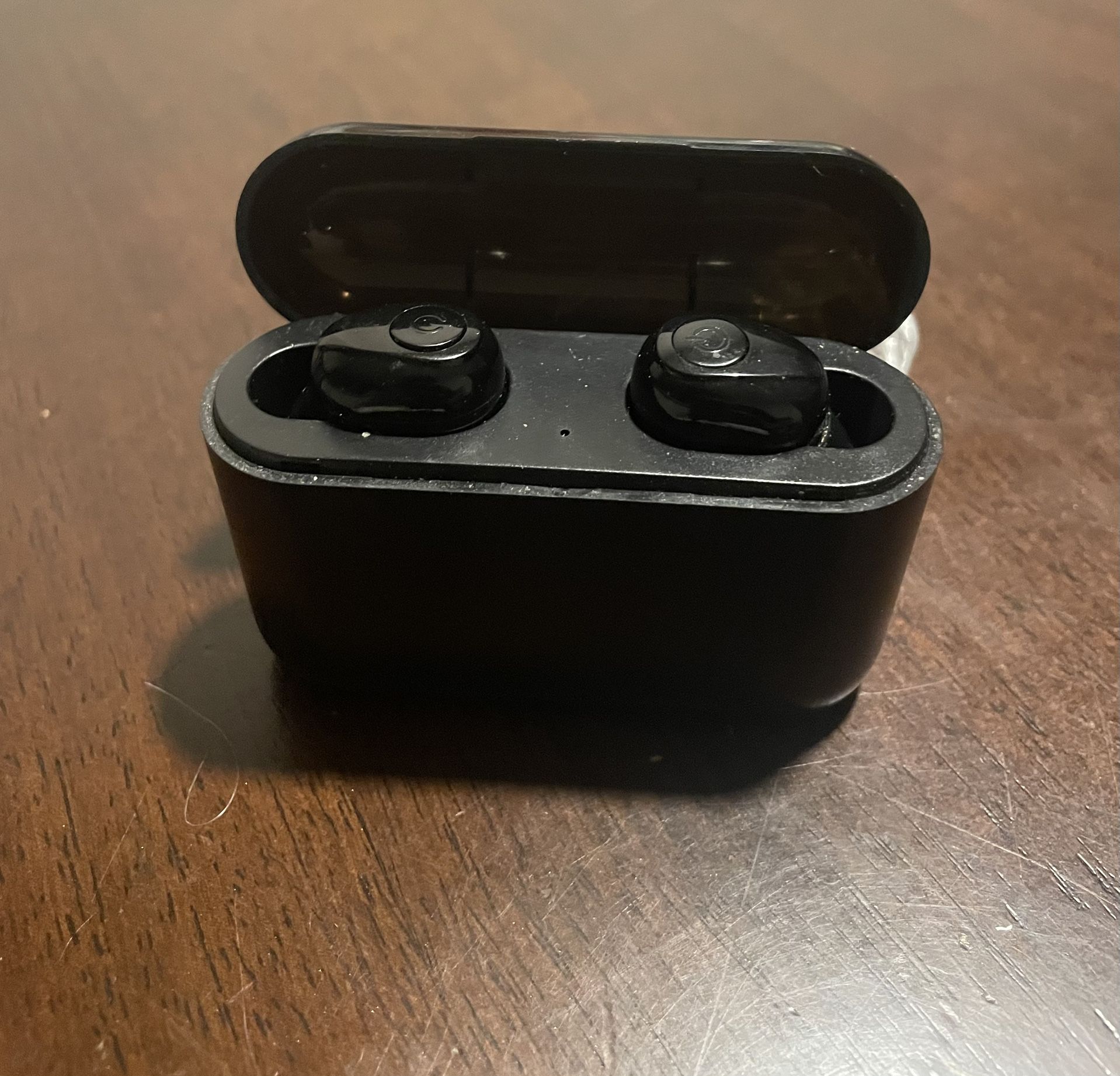 Panasonic ErgoFit RZ B310W Wireless Noise Cancelling Earbuds.