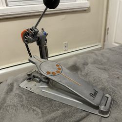 Pearl P930 Longboard Single Bass Drum Pedal - Single Chain