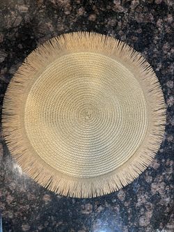 Eight Decor Placemats. 