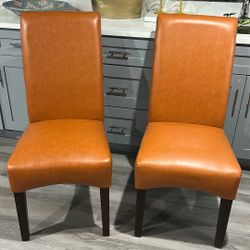 Accent Chairs