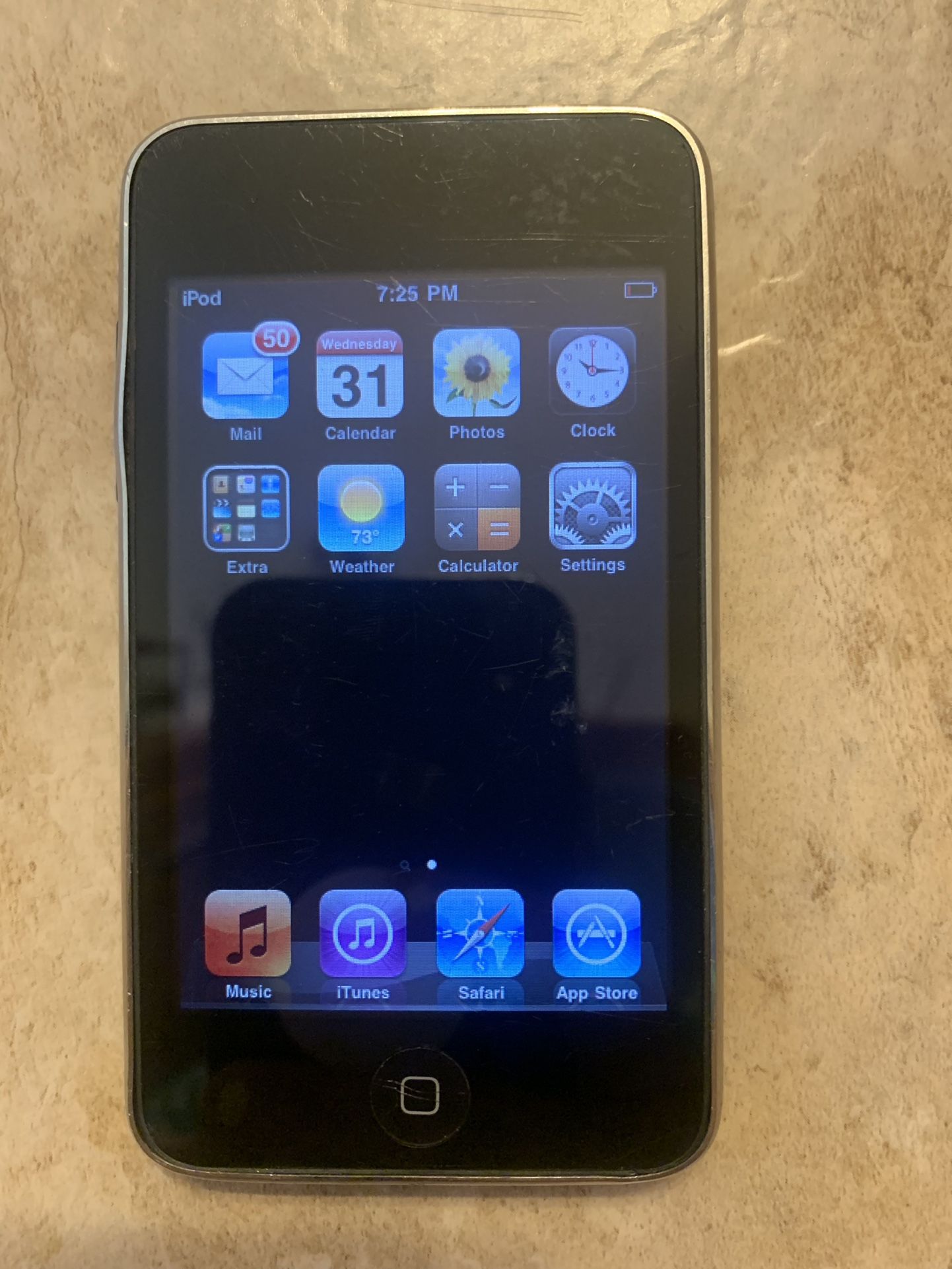 iPod touch (2nd generation) 8GB - Great Working Condition!