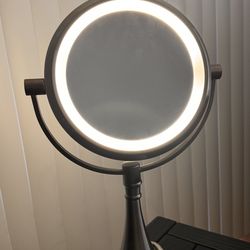 Zadro11" Round LED Cordless Dual-Sided Mirror 10X/1X LEDSV410