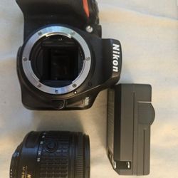 D3500 Nikon W/lens