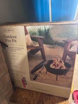 Outdoor fire pit