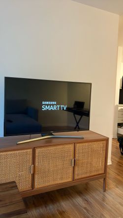43” 4K UHD LED Samsung Smart TV