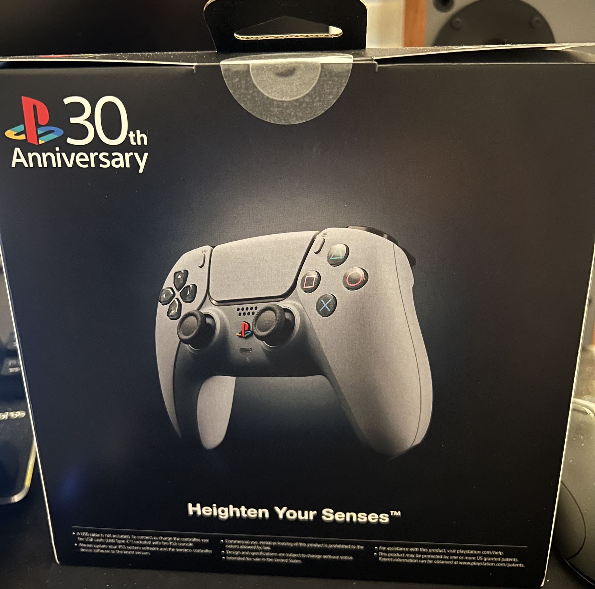 PS 5 CONTROLLER