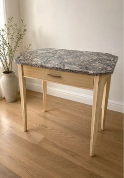 Vintage French Provincial Side Table with Drawer & Quartz Top – $80