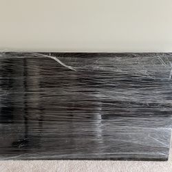 Dining Table (screws Missing)