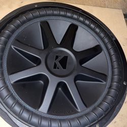Kicker Comp VX 15” D4 Audiozerone 1000w Amplifier 