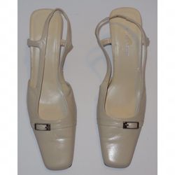 Karen Scott Beige Heels Size 8M