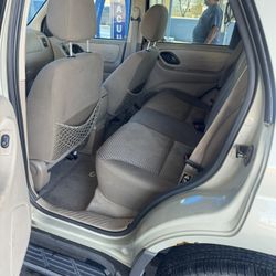 2003 Ford Escape