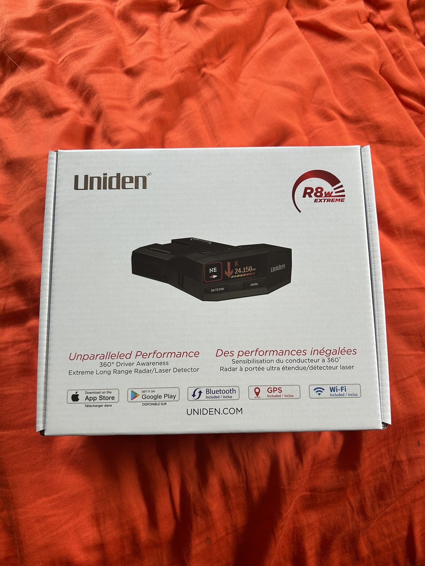 Uniden R8w