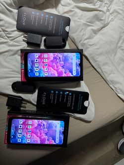 2 brand new cell phones