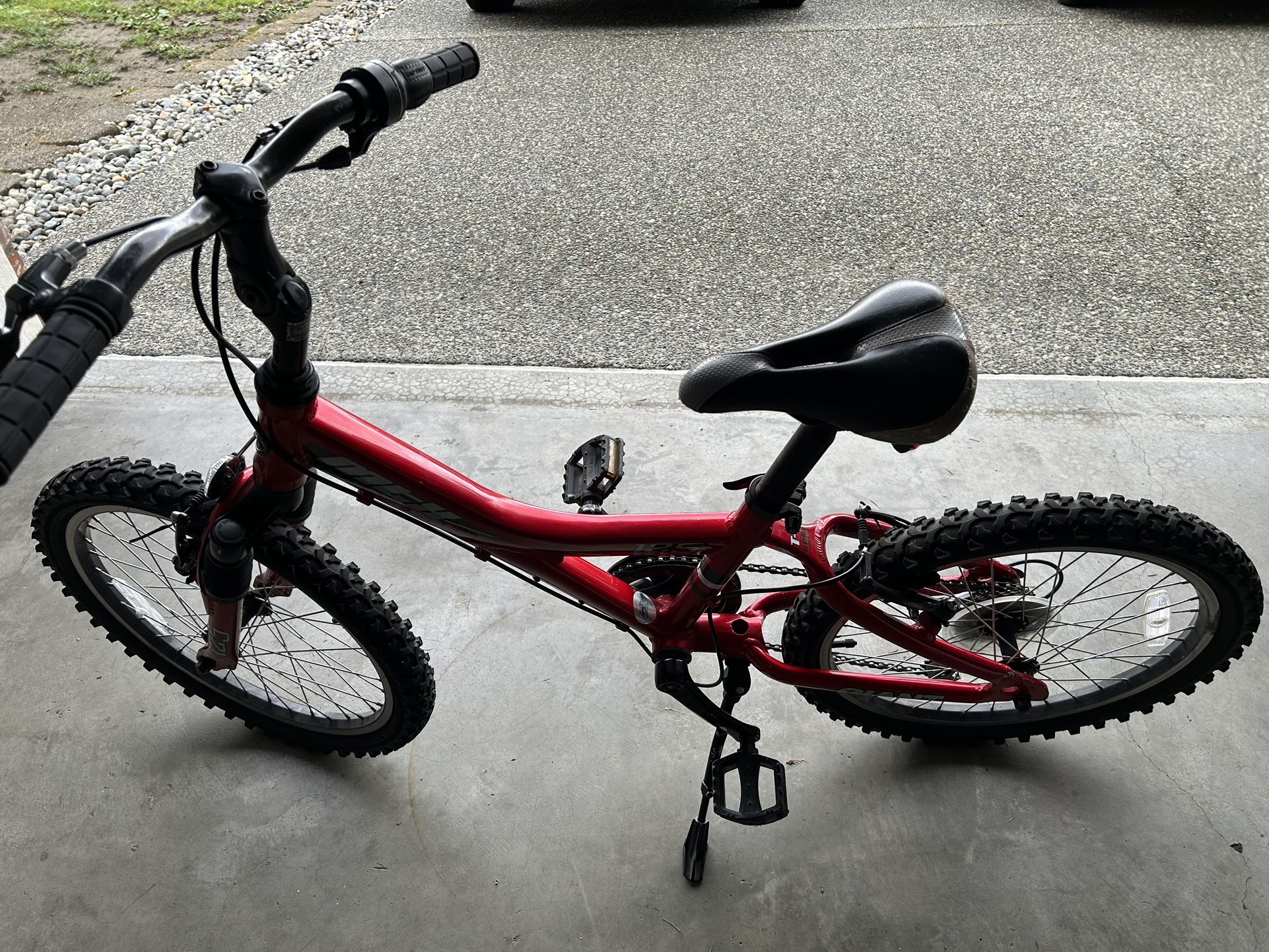 Bike Giant Mountain Bike Good Condition