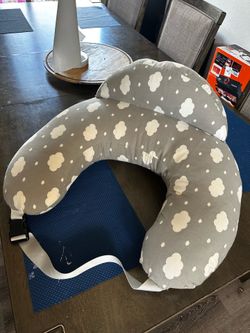 Boppy pillow