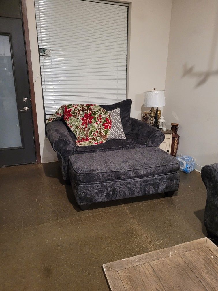 Partially Used Living Room Set For Sale whole Set