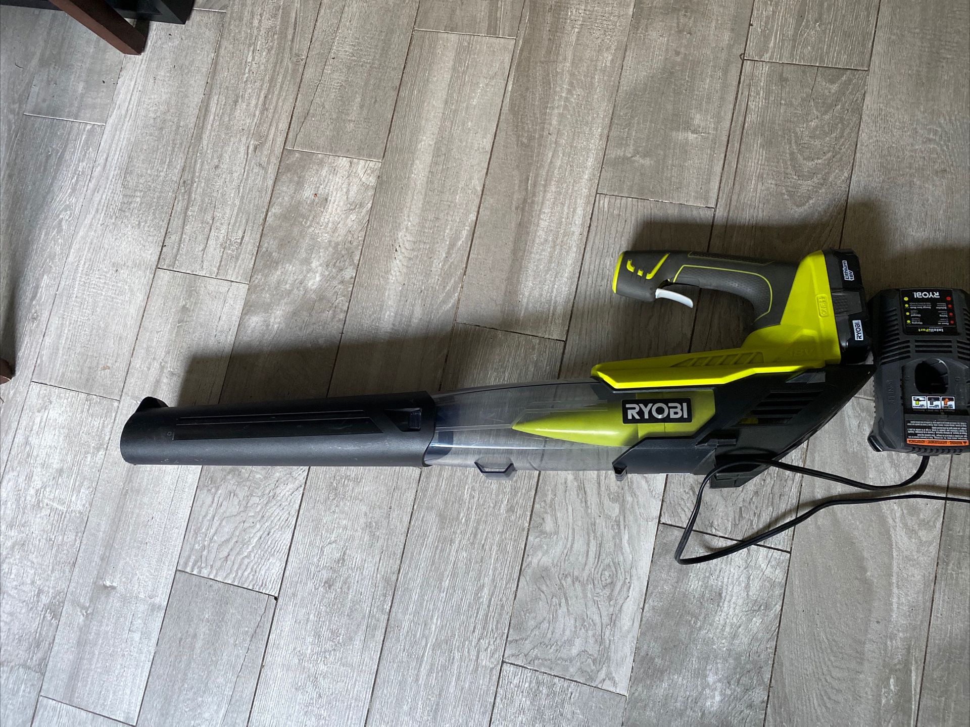 RYOBI P21081VNM ONE+ 280 CFM 18-Volt Cordless Leaf Blower With Battery And Charger 