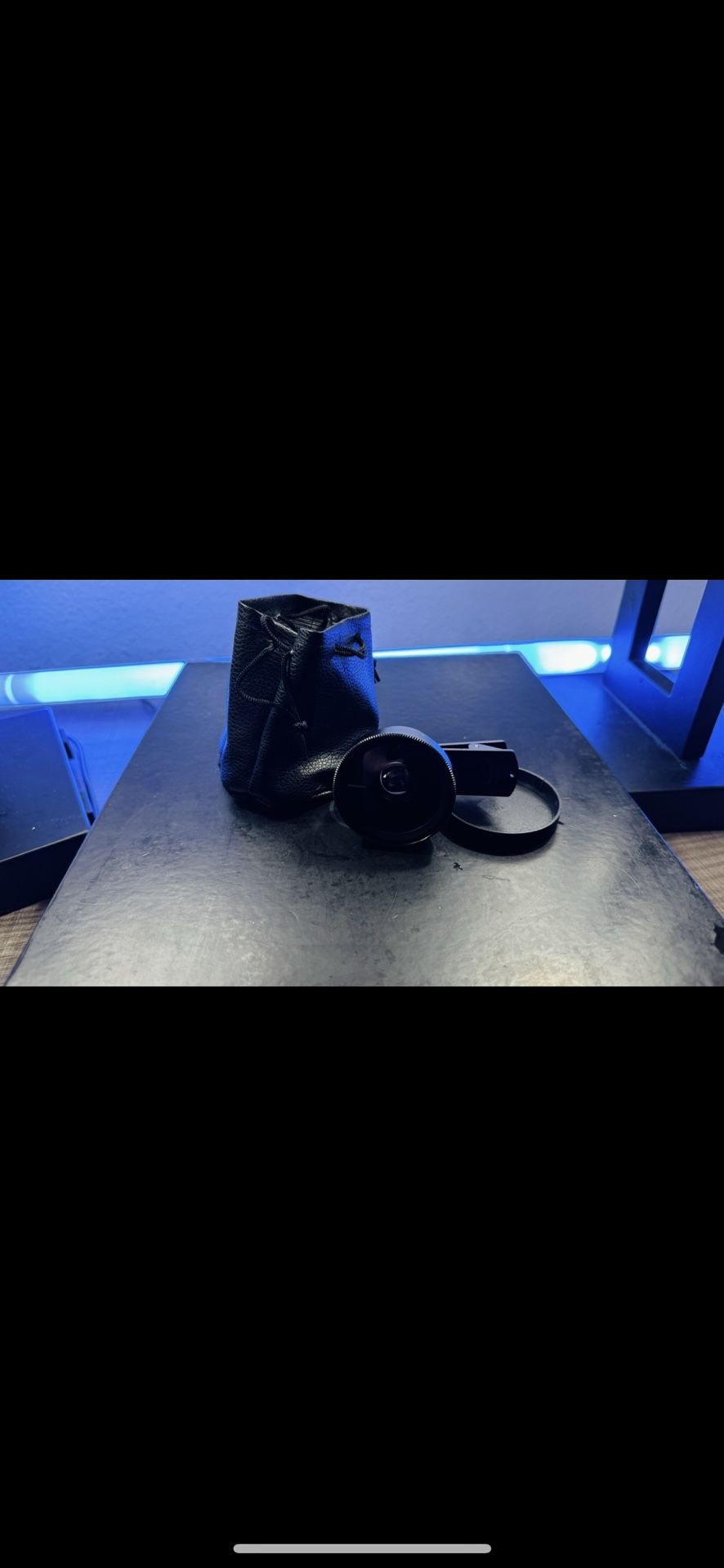 iPhone Lens Holder