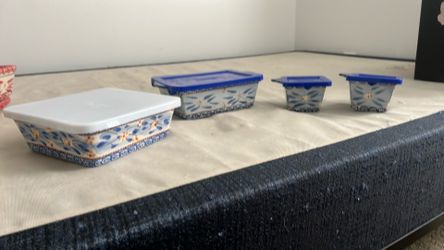 Temp-rations by Tara baking and casserole dishes with lids
