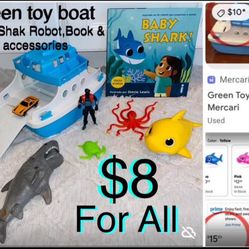 $8 For All;Green toys,Baby Shark 🦈 robot batteries include,hardcover book & accessories