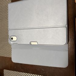 iPad 64gb 10th Gen (bundle)