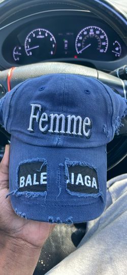 balenciaga femme cap