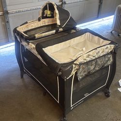 Bassinet Pack n Play