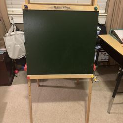 Melissa and Doug Easel 