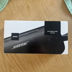 Brand New Bose Soundlink Flex Never Used