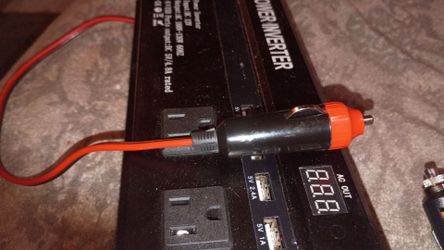 Power inverter 4 USB 3 120v plugins
