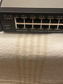 Cisco SG300-52MP