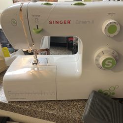 Singer 2273 Esteem II Sewing Machine