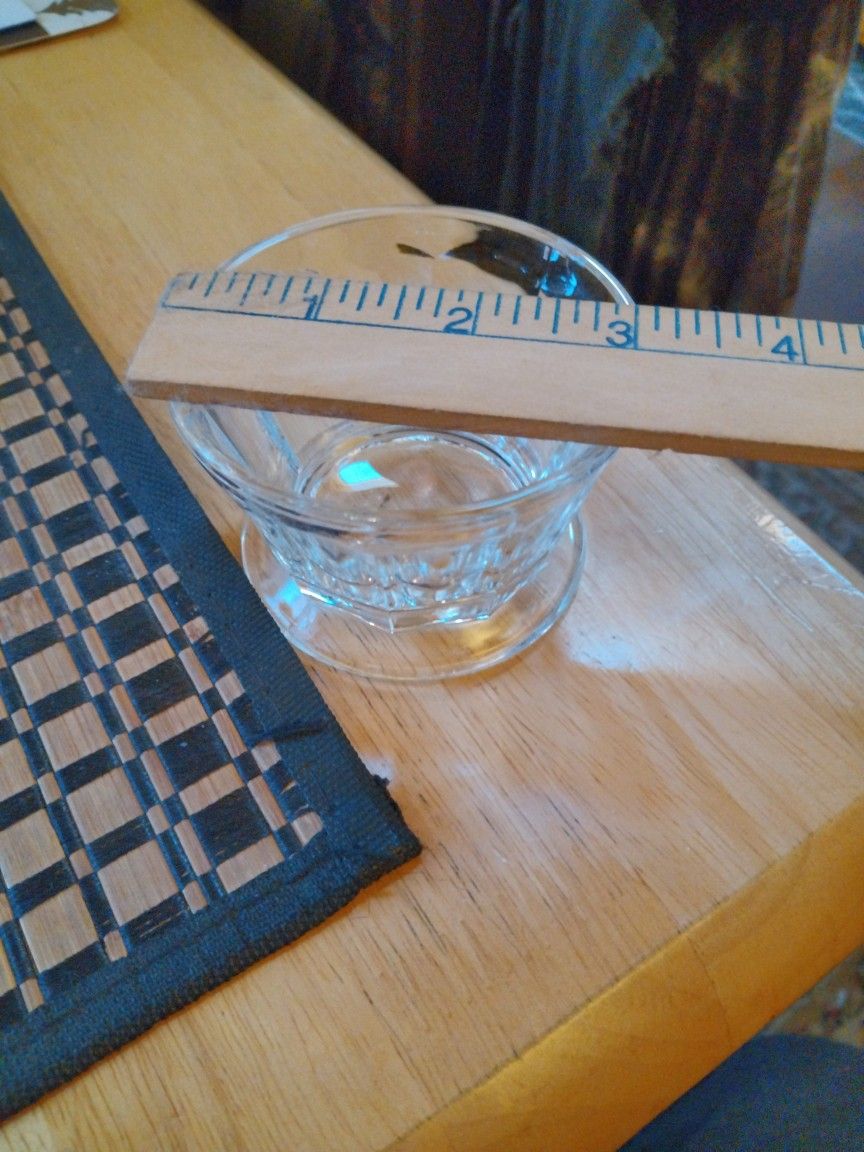 Ice Cream Glasses 3in ,2 Styles , Pyrex Brand